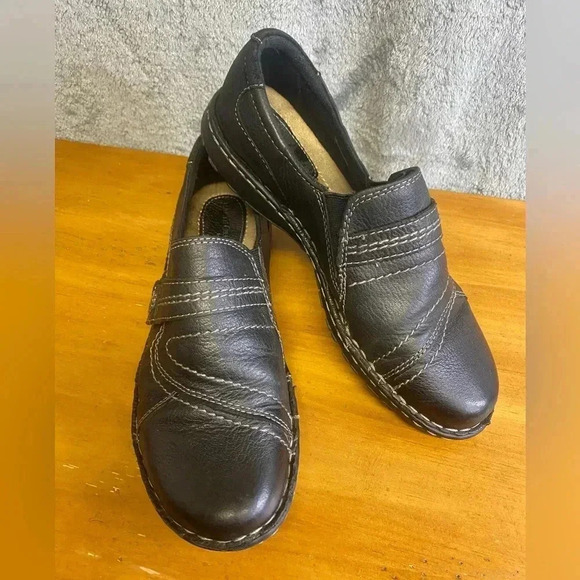Earth Origins Shoes - Earth Origins‎ Erika slip on shoe Women’s size 9